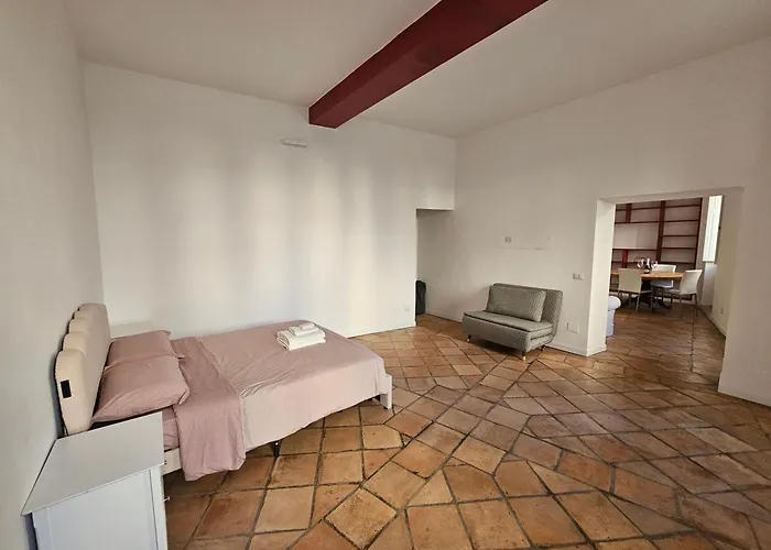 Domus Imperialis Trevi Fontis רומא